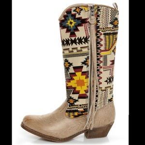Big Buddha Western Print Cowboy Boots